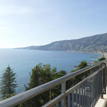 Nellina By Interhome Apartman Ospedaletti